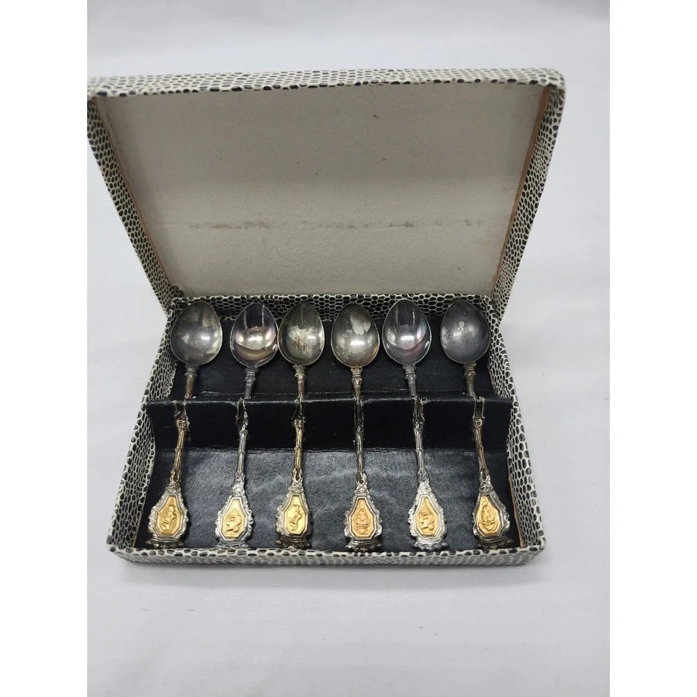 Vintage Set of 6 Italian Demitasse Spoons- Made in Italy  In Original Box